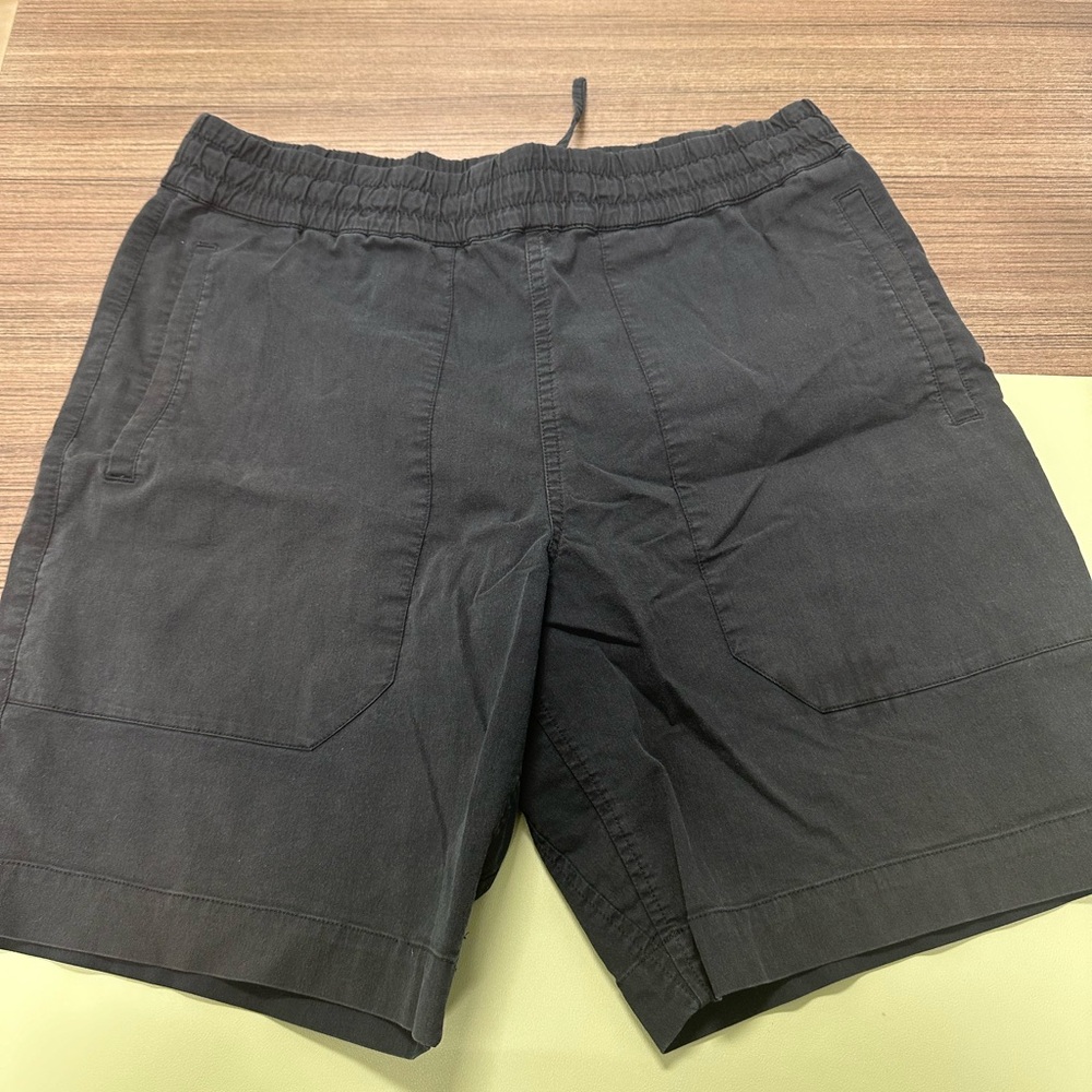 Kit & ace black shorts